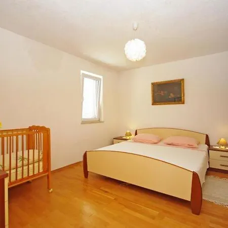Apartmán Rose - Two-bedroom With Sea View Terrace Sumartin