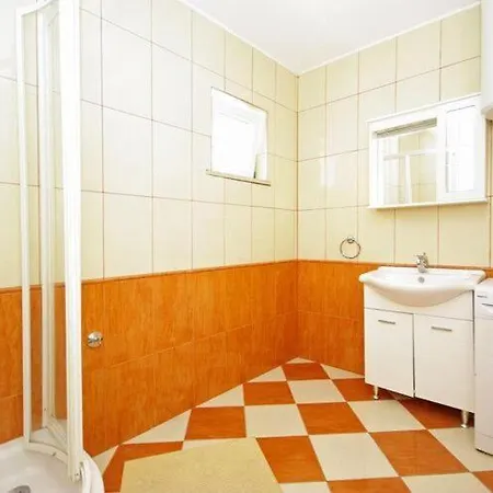 Apartmán Rose - Two-bedroom With Sea View Terrace Sumartin